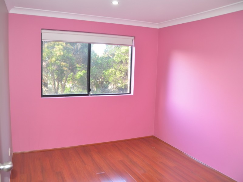 4/249 Targo Road, Toongabbie NSW 2146