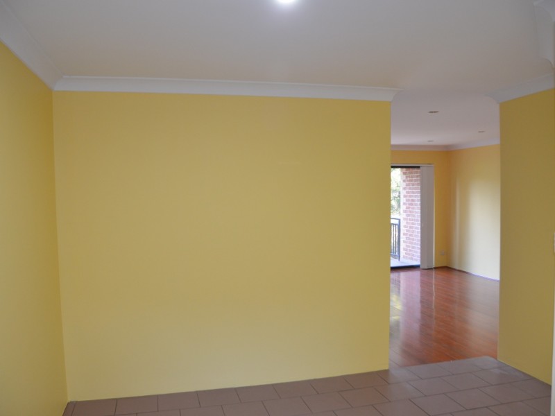 4/249 Targo Road, Toongabbie NSW 2146