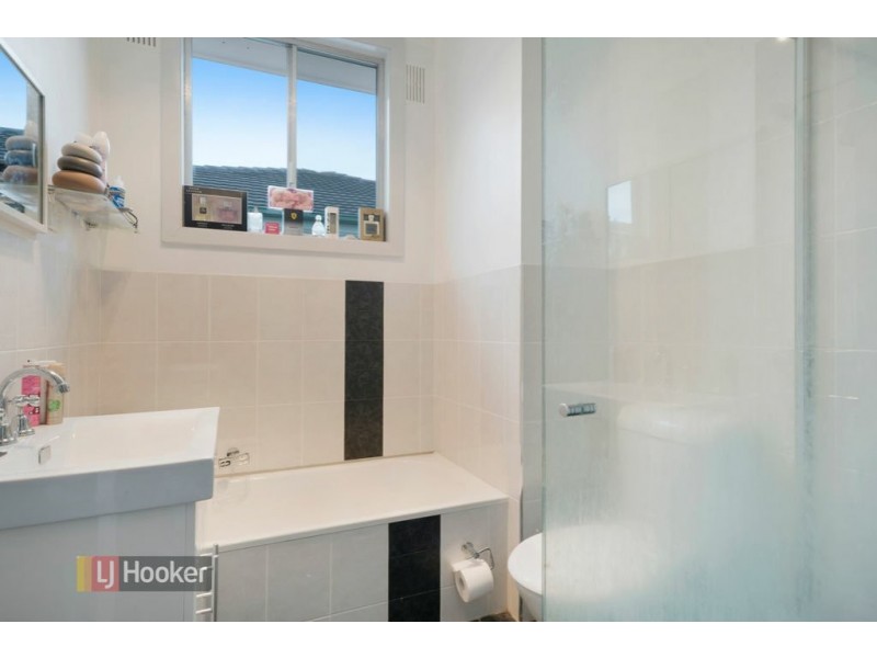 14 Picasso Crescent, Old Toongabbie NSW 2146