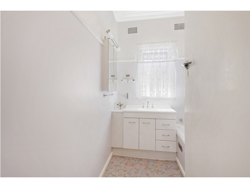 28 Burra Street, Pendle Hill NSW 2145