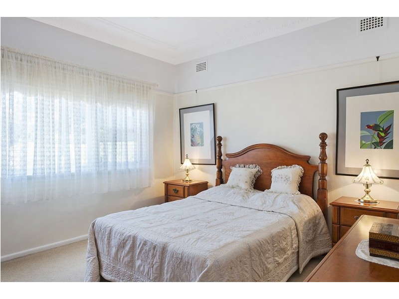 28 Burra Street, Pendle Hill NSW 2145