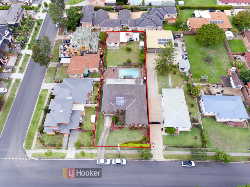 73 Oramzi Road, Girraween NSW 2145