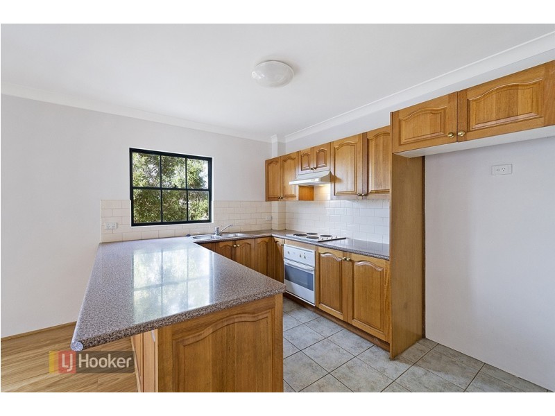 9/38 Cooyong Crescent, Toongabbie NSW 2146