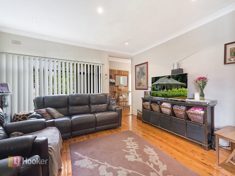 8 Oklahoma Avenue, Toongabbie NSW 2146