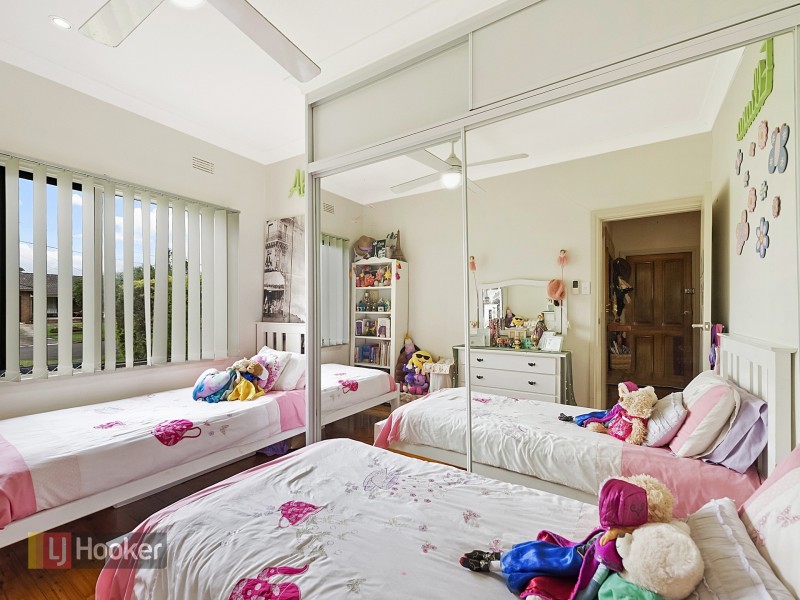 8 Oklahoma Avenue, Toongabbie NSW 2146