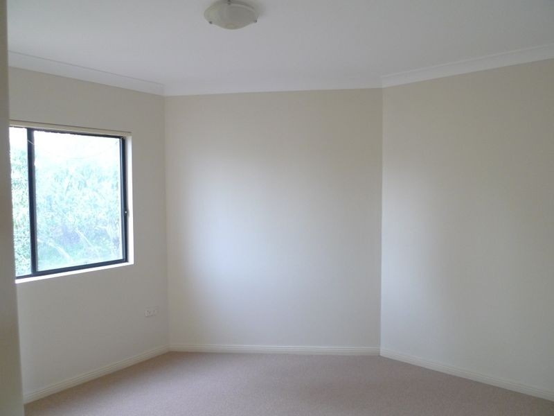 6/25 Portico Parade, Toongabbie NSW 2146