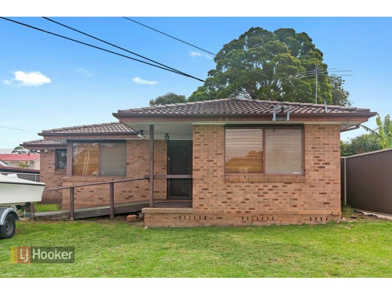 36 Orleans Crescent, Toongabbie NSW 2146