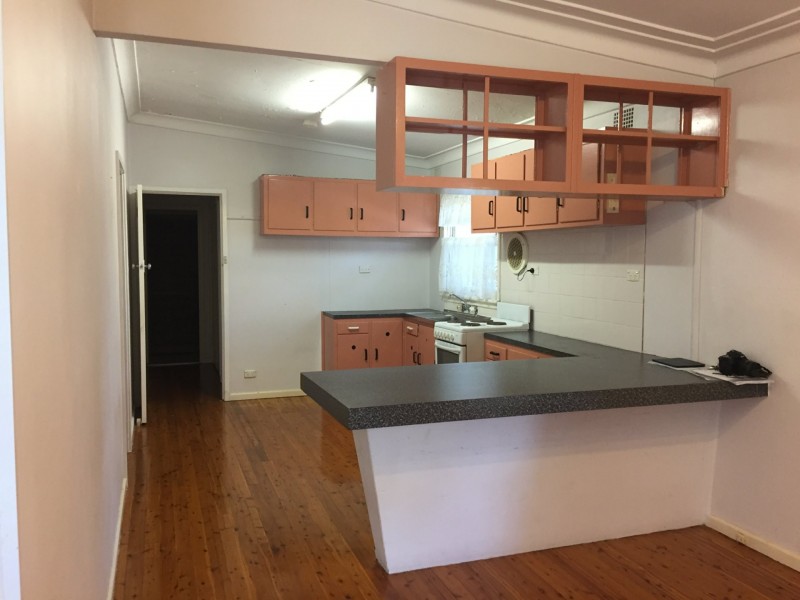 71 Bulli Road, Toongabbie NSW 2146