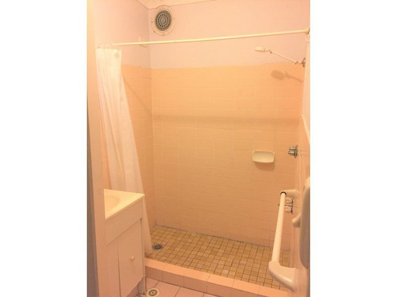 71 Bulli Road, Toongabbie NSW 2146