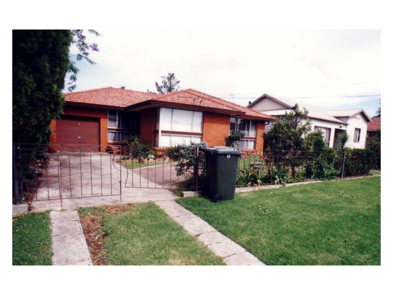 25 Oramzi Road, Girraween NSW 2145