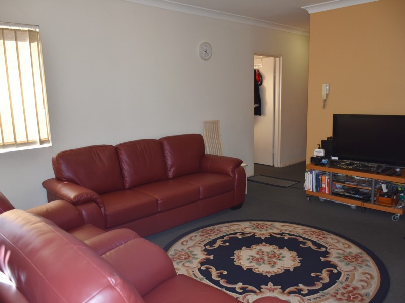 Unit 43/2 Wentworth Avenue, Toongabbie NSW 2146