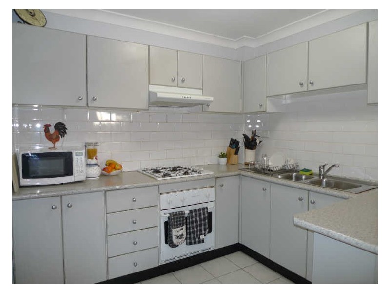 17/240-242 Targo Road, Toongabbie NSW 2146