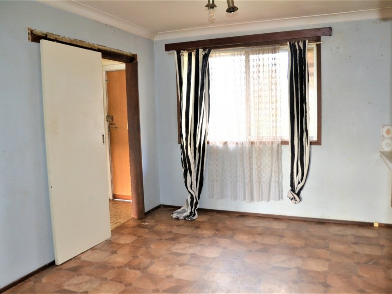 25 Oramzi Road, Girraween NSW 2145