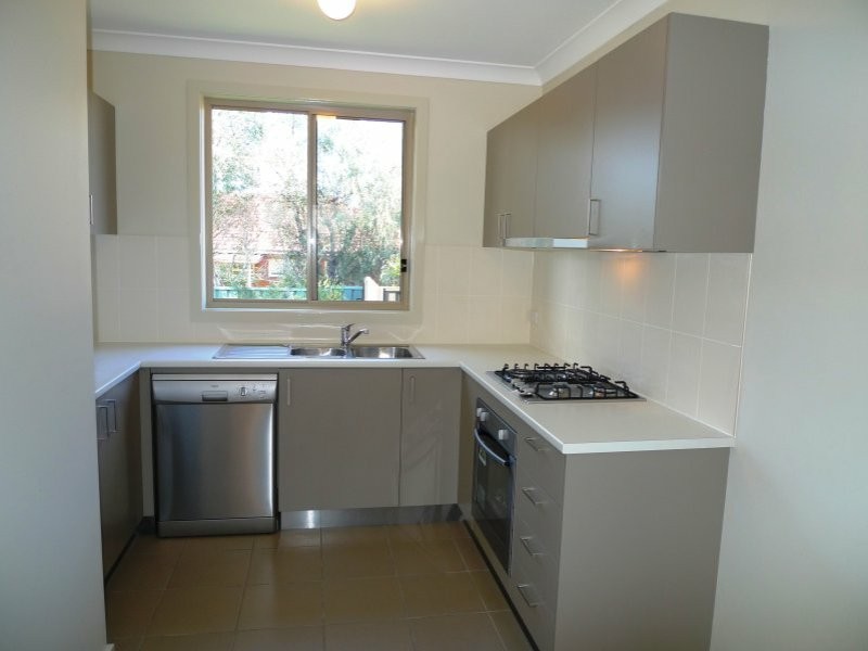 28a Mansfield St, Girraween NSW 2145