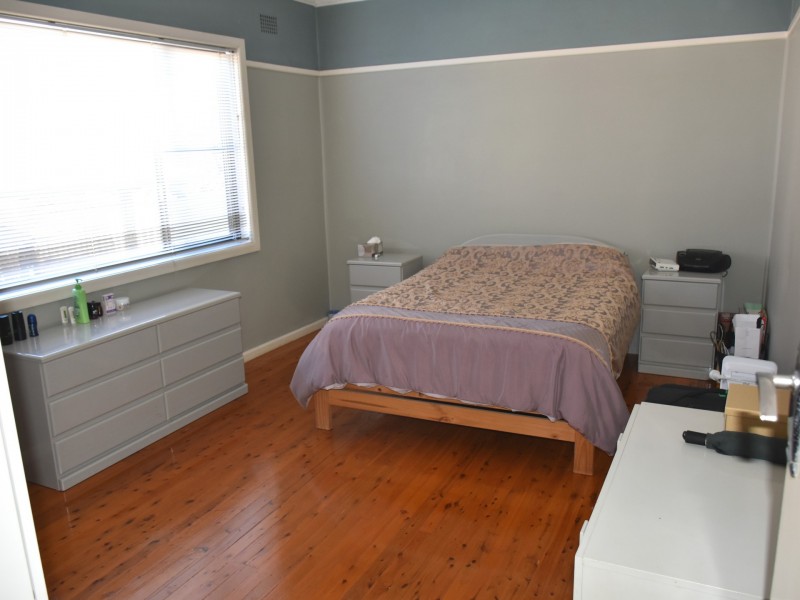 9 Marcia Street, Toongabbie NSW 2146