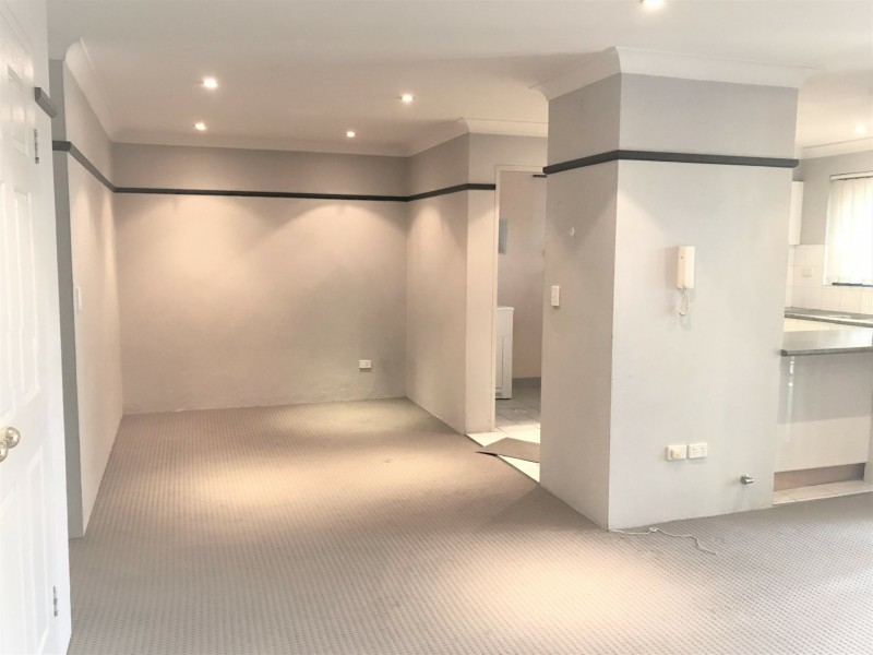 23/245 Targo Road, Toongabbie NSW 2146