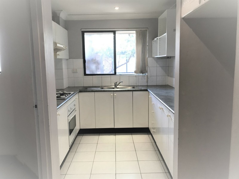 23/245 Targo Road, Toongabbie NSW 2146