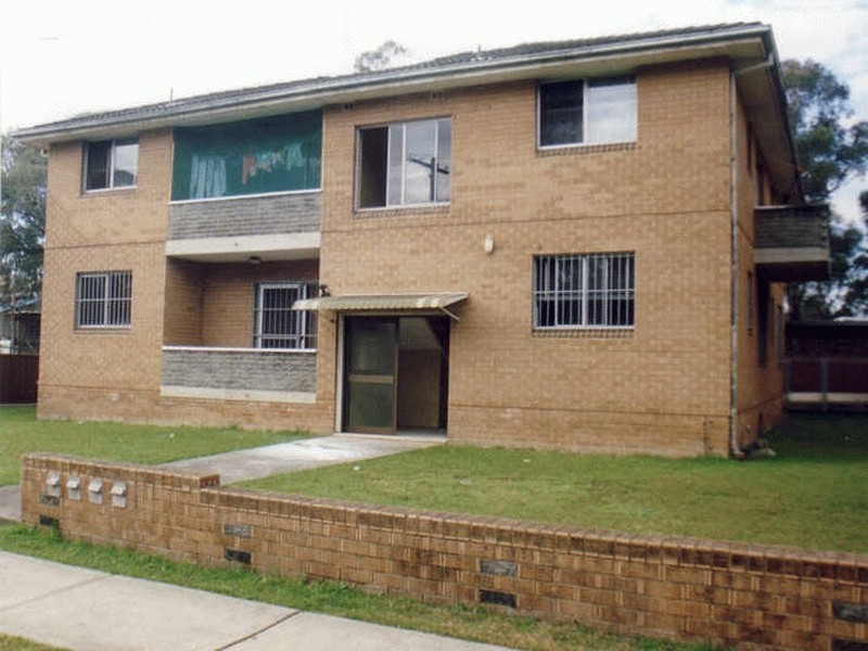 4/1 Junia Avenue, Toongabbie NSW 2146