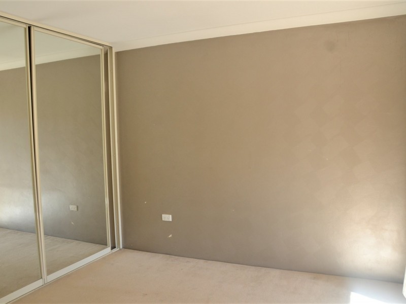 24/235 Targo Road, Toongabbie NSW 2146