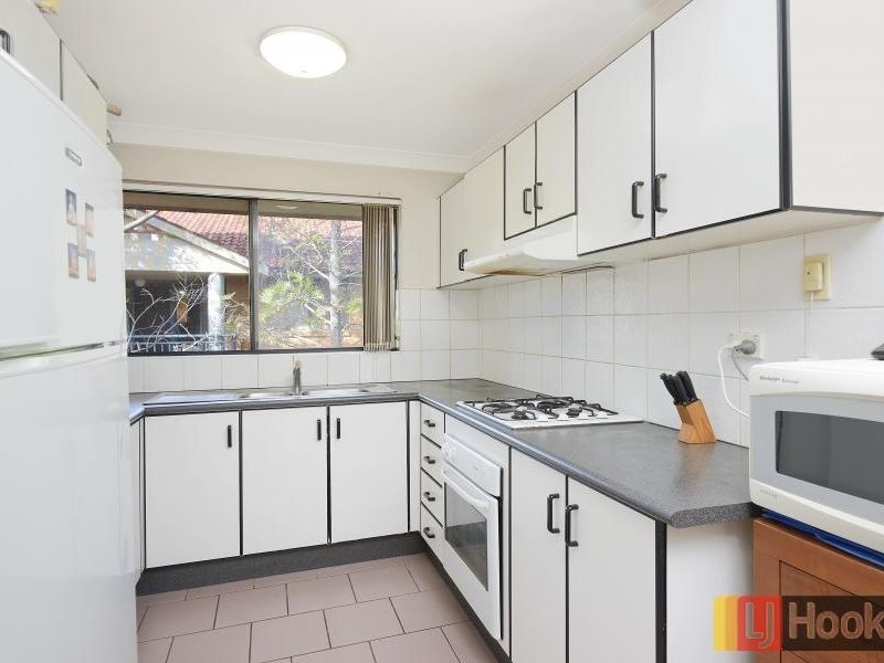4/249 Targo Road, Toongabbie NSW 2146