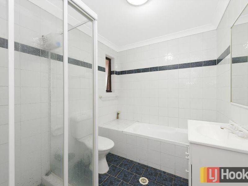 4/249 Targo Road, Toongabbie NSW 2146