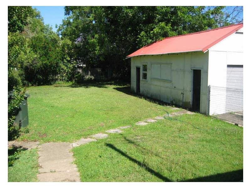 22 Budgeree Road, Toongabbie NSW 2146