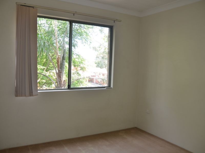 5/237-239 Targo Road, Toongabbie NSW 2146