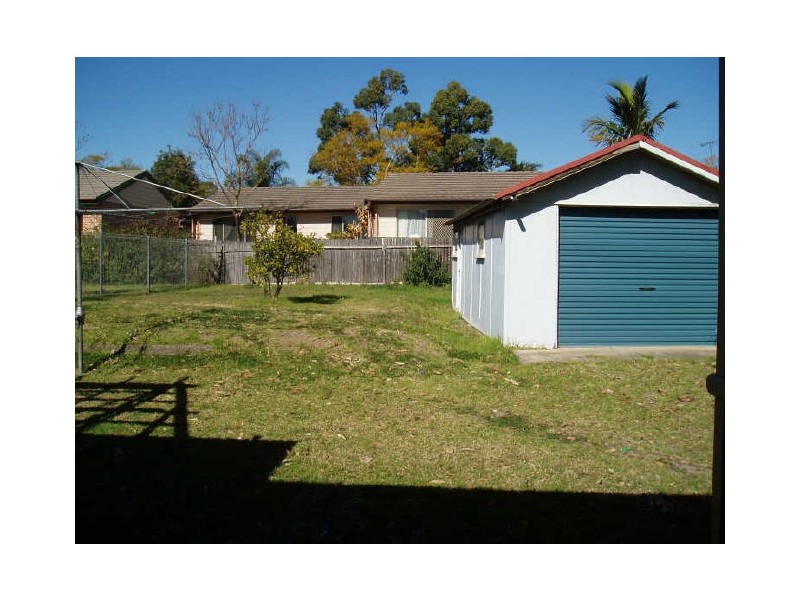 1 Budgeree Road, Toongabbie NSW 2146