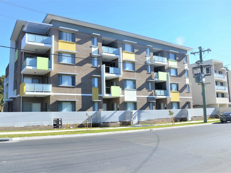 Apartment 12/2-4 Octavia Street, Toongabbie NSW 2146