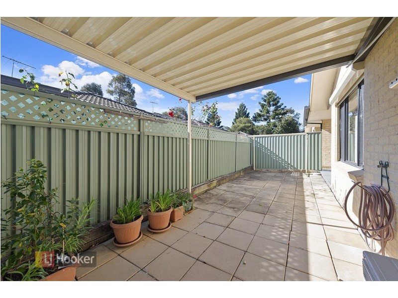 Villa 4/6 Dallas Place, Toongabbie NSW 2146