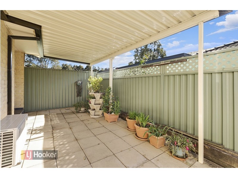 Villa 4/6 Dallas Place, Toongabbie NSW 2146