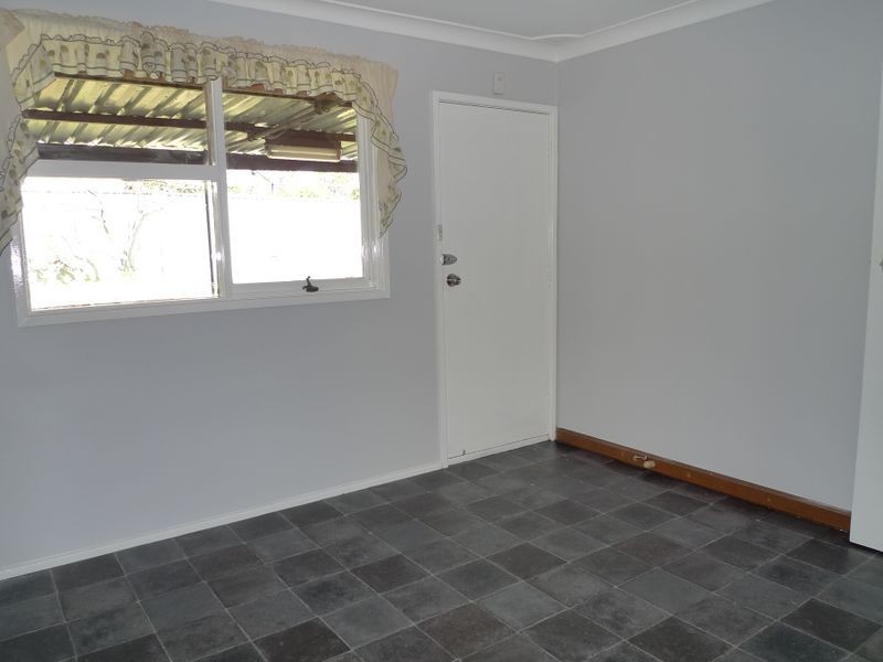 4 Station Road, Toongabbie NSW 2146