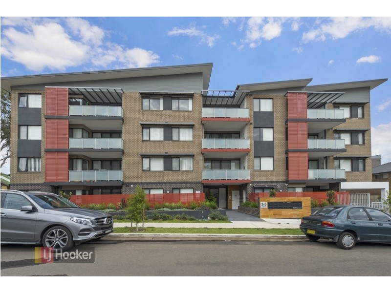 Apartment 3/3-5 Linden Street, Toongabbie NSW 2146