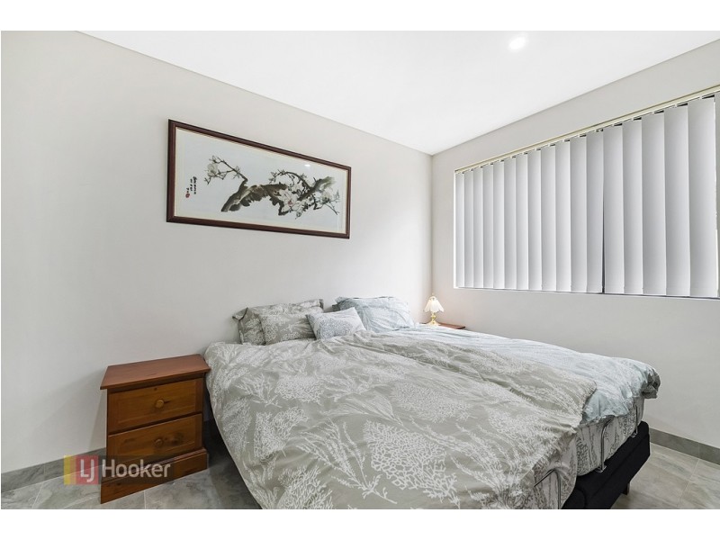 Apartment 3/3-5 Linden Street, Toongabbie NSW 2146