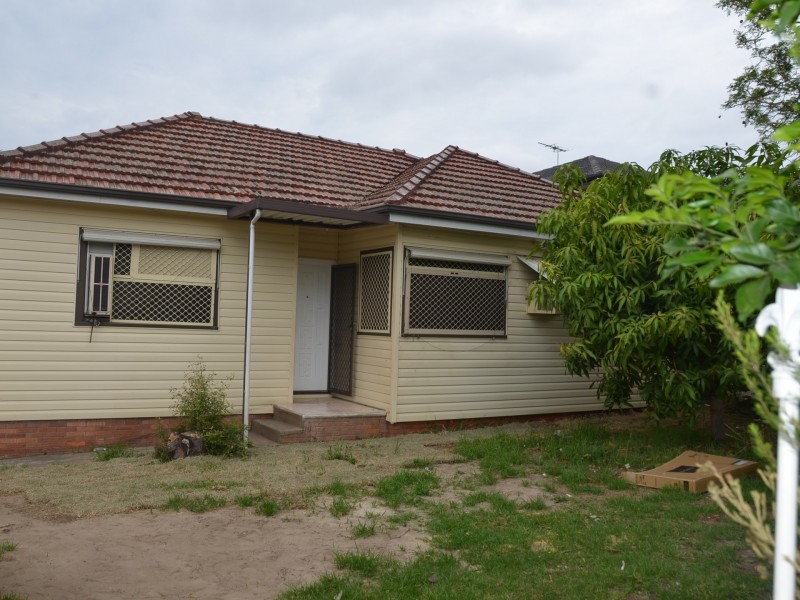 82 Darcy Road, Wentworthville NSW 2145