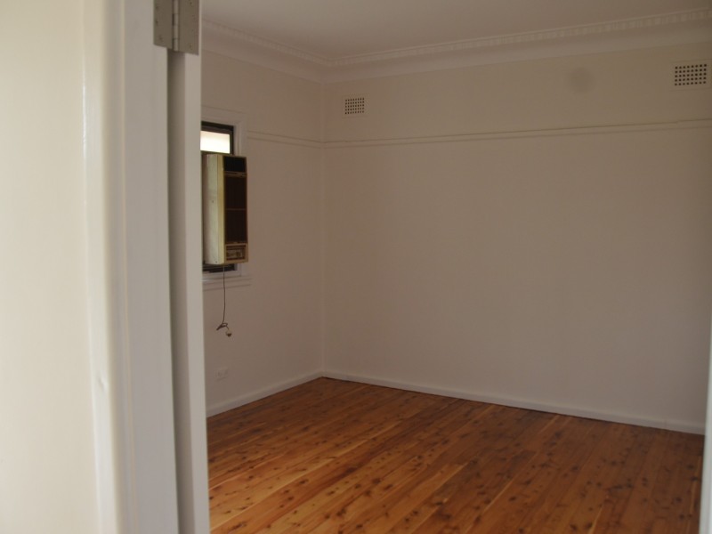 82 Darcy Road, Wentworthville NSW 2145