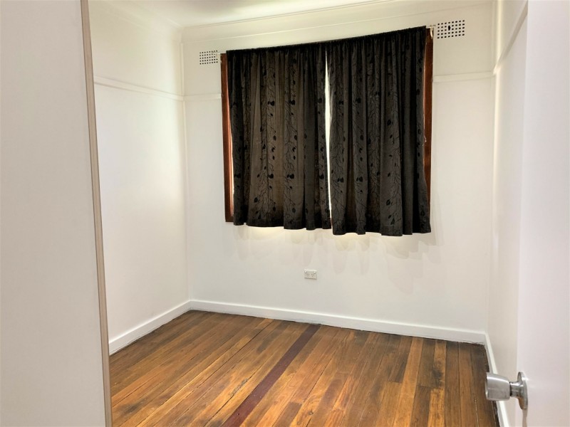 3 Ballandella Road, Toongabbie NSW 2146