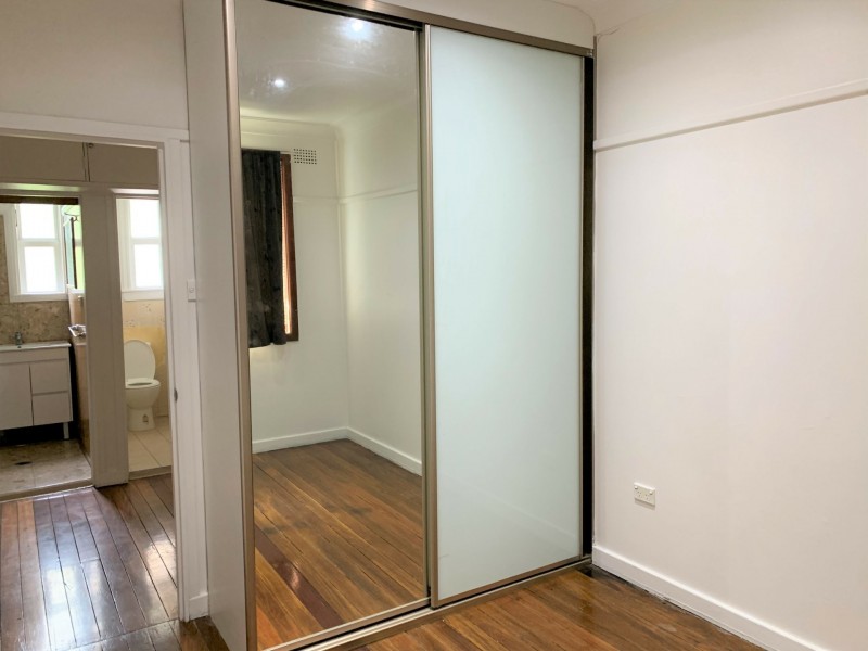 3 Ballandella Road, Toongabbie NSW 2146