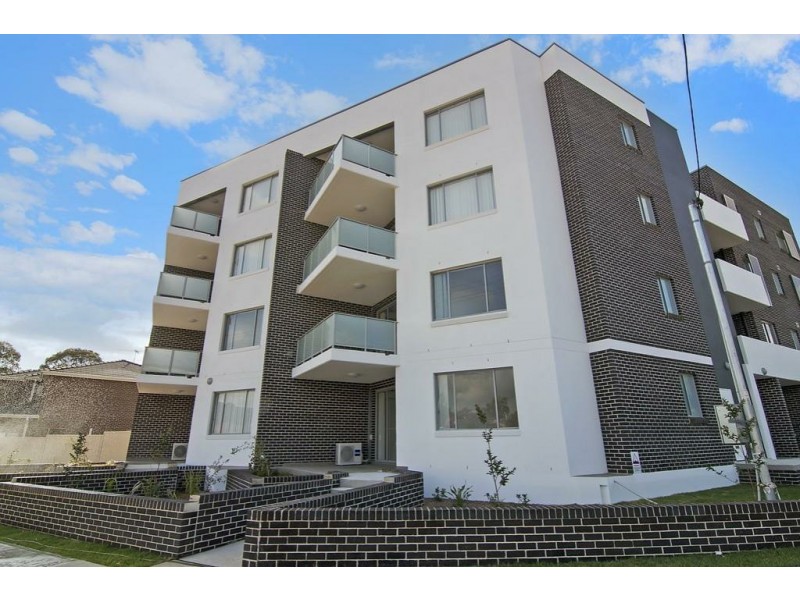 Apartment 14/1-2 Harvey Place, Toongabbie NSW 2146