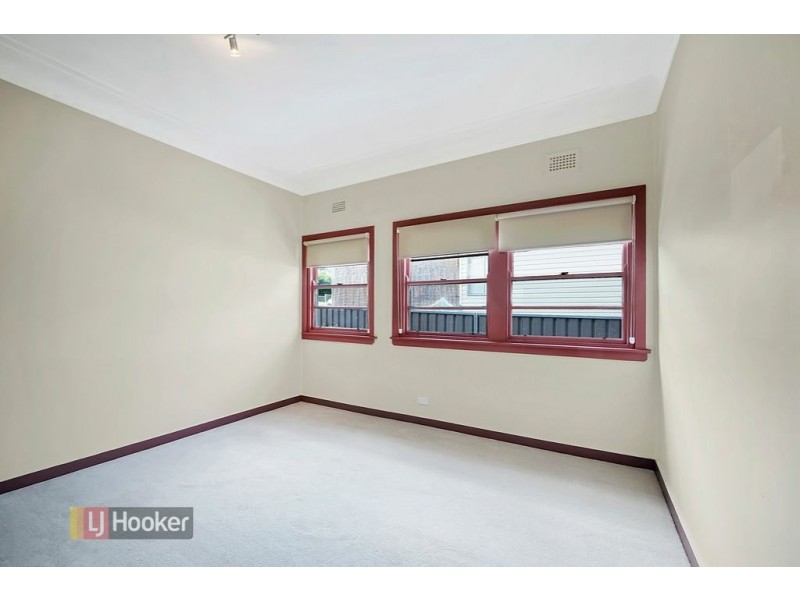 10 Collins Street, Pendle Hill NSW 2145