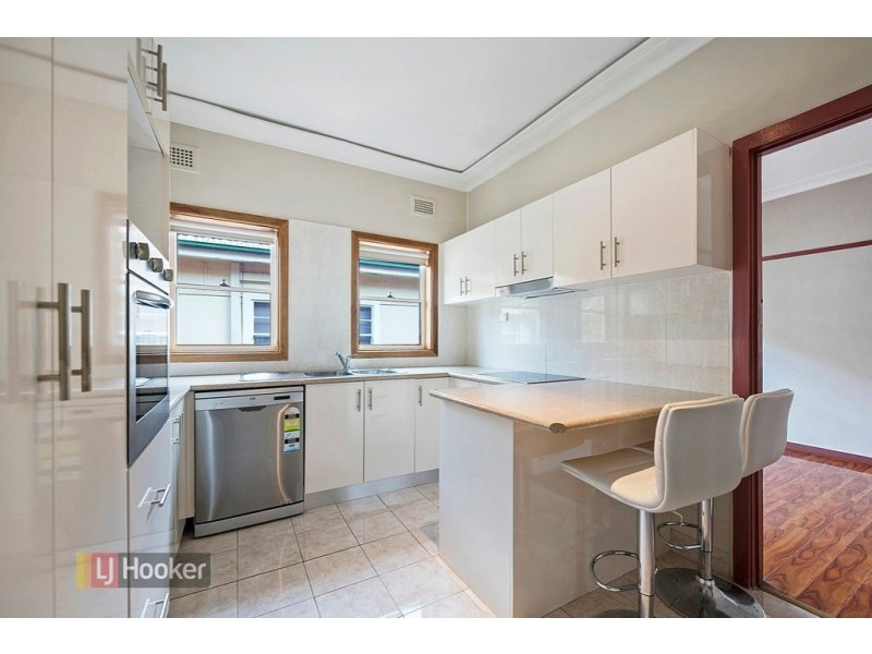 10 Collins Street, Pendle Hill NSW 2145