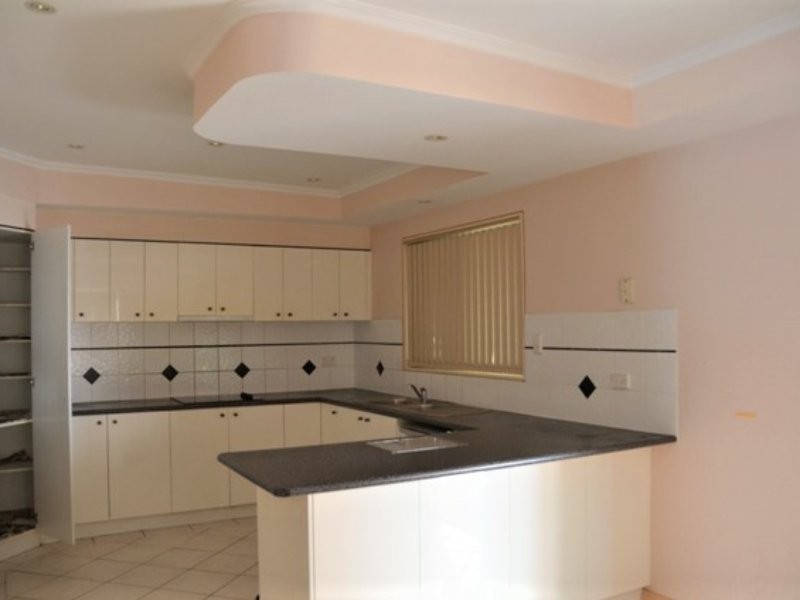 32 Marcia Street, Toongabbie NSW 2146