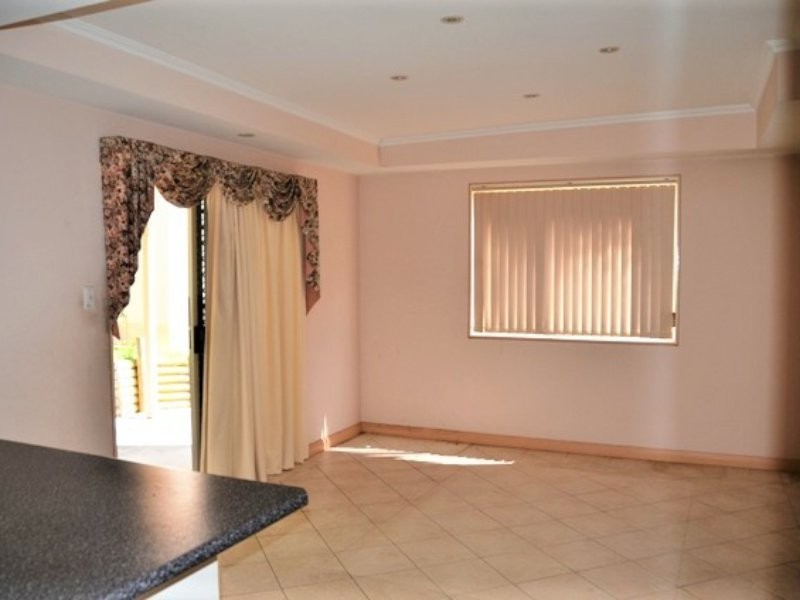 32 Marcia Street, Toongabbie NSW 2146