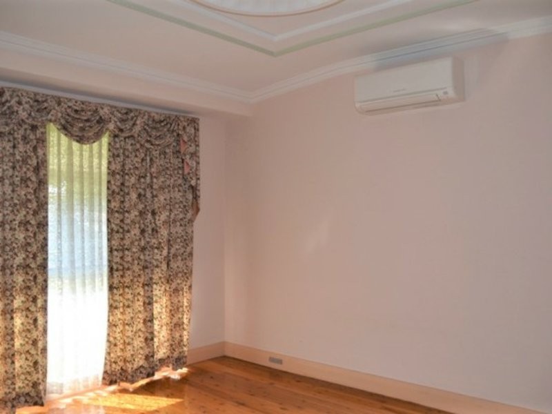 32 Marcia Street, Toongabbie NSW 2146