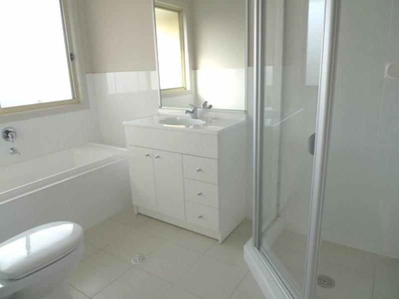 2/44 Metella Road, Toongabbie NSW 2146