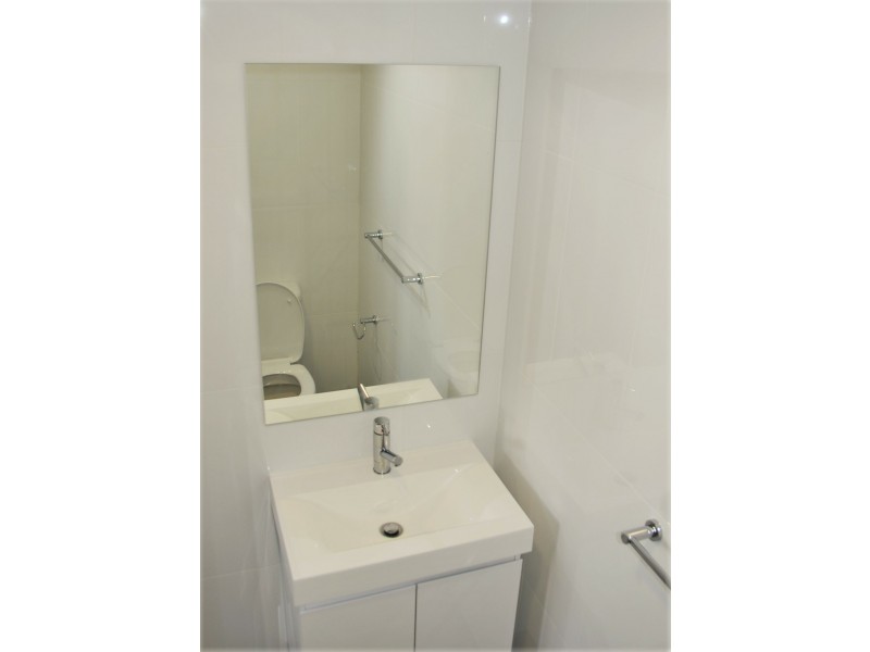 Apartment 208/11-13 Junia Avenue, Toongabbie NSW 2146