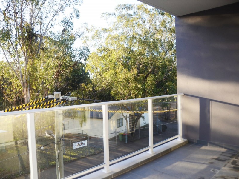 Apartment 208/11-13 Junia Avenue, Toongabbie NSW 2146