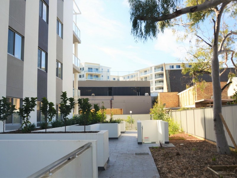 Apartment 208/11-13 Junia Avenue, Toongabbie NSW 2146