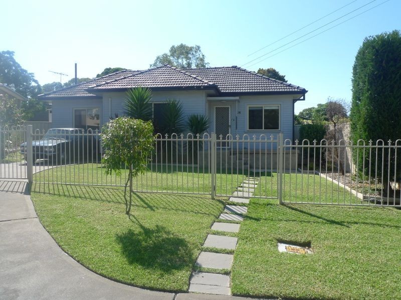 24 Melody Street, Toongabbie NSW 2146
