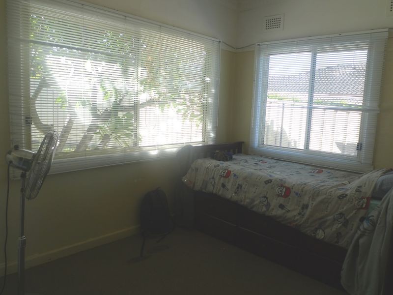 24 Melody Street, Toongabbie NSW 2146